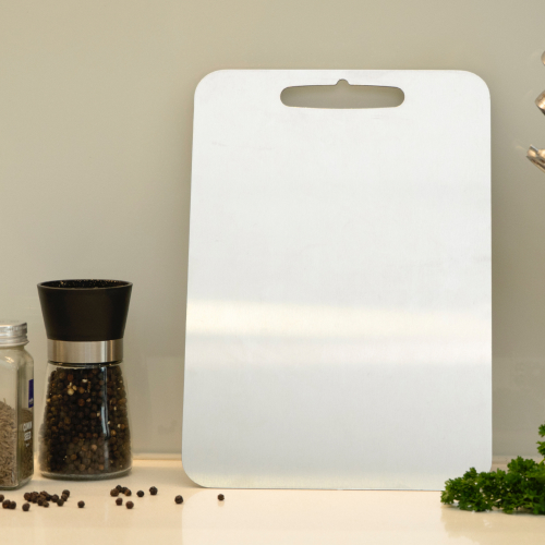Tivano Cutting Board user Rachel H.